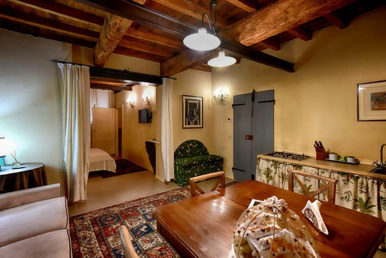 A Corte Padenna Apartment Ravenna Ngoại thất bức ảnh